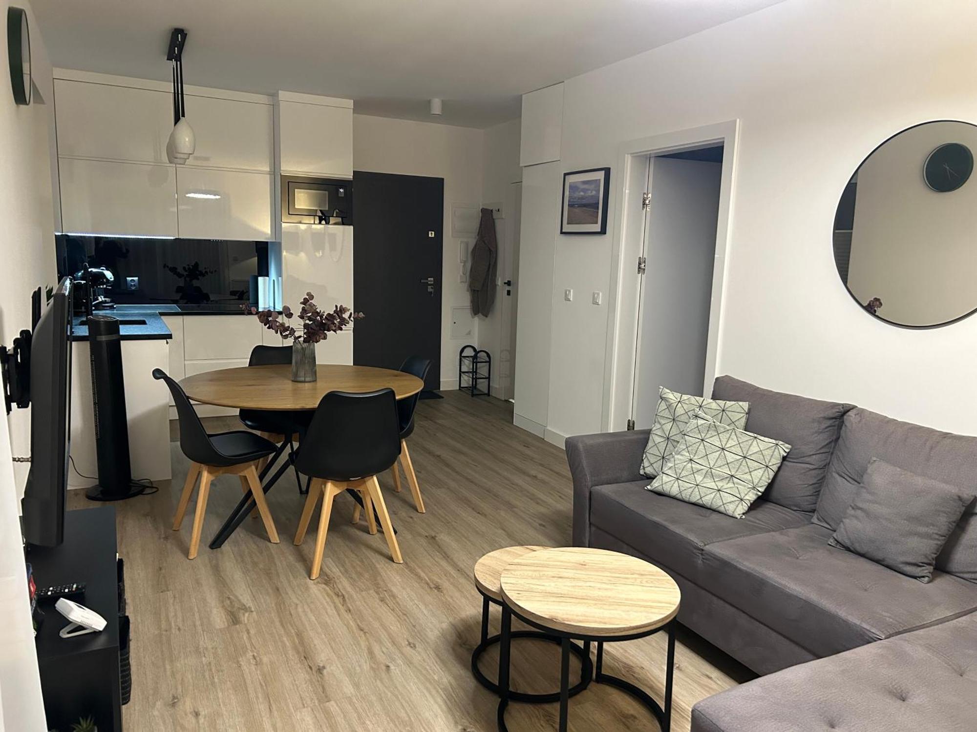 Apartment Sosnowa 4 *